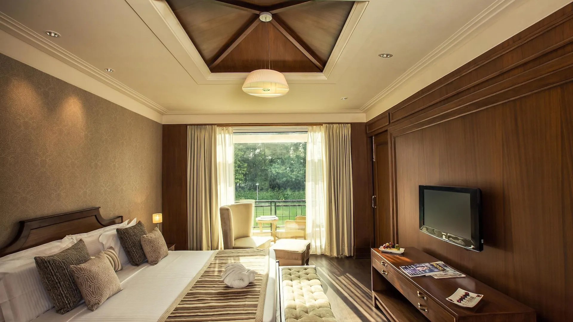 Hotel Mountview Chandigarh