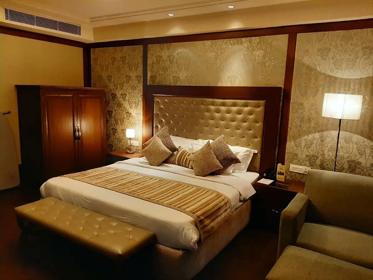 Hotel Mountview Chandigarh