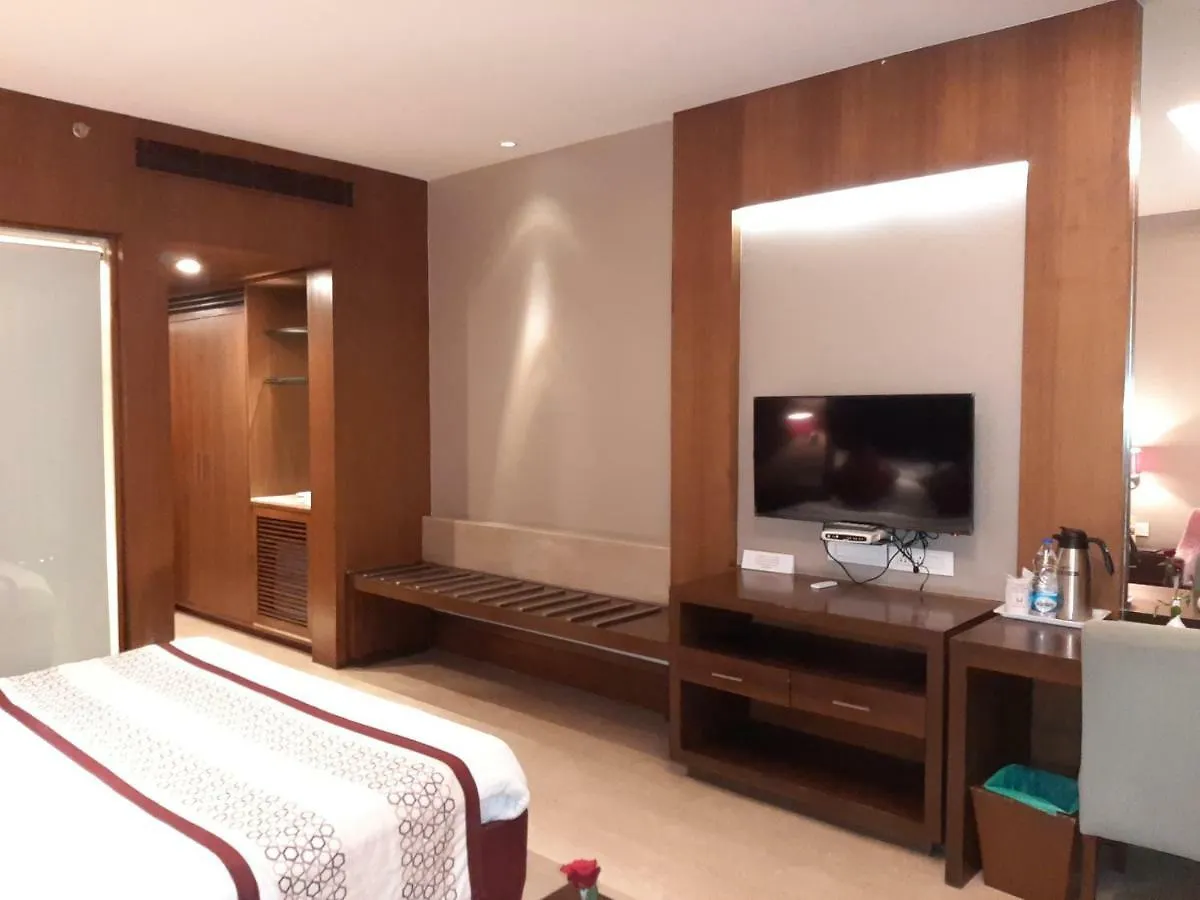 Hotel Mountview Chandigarh