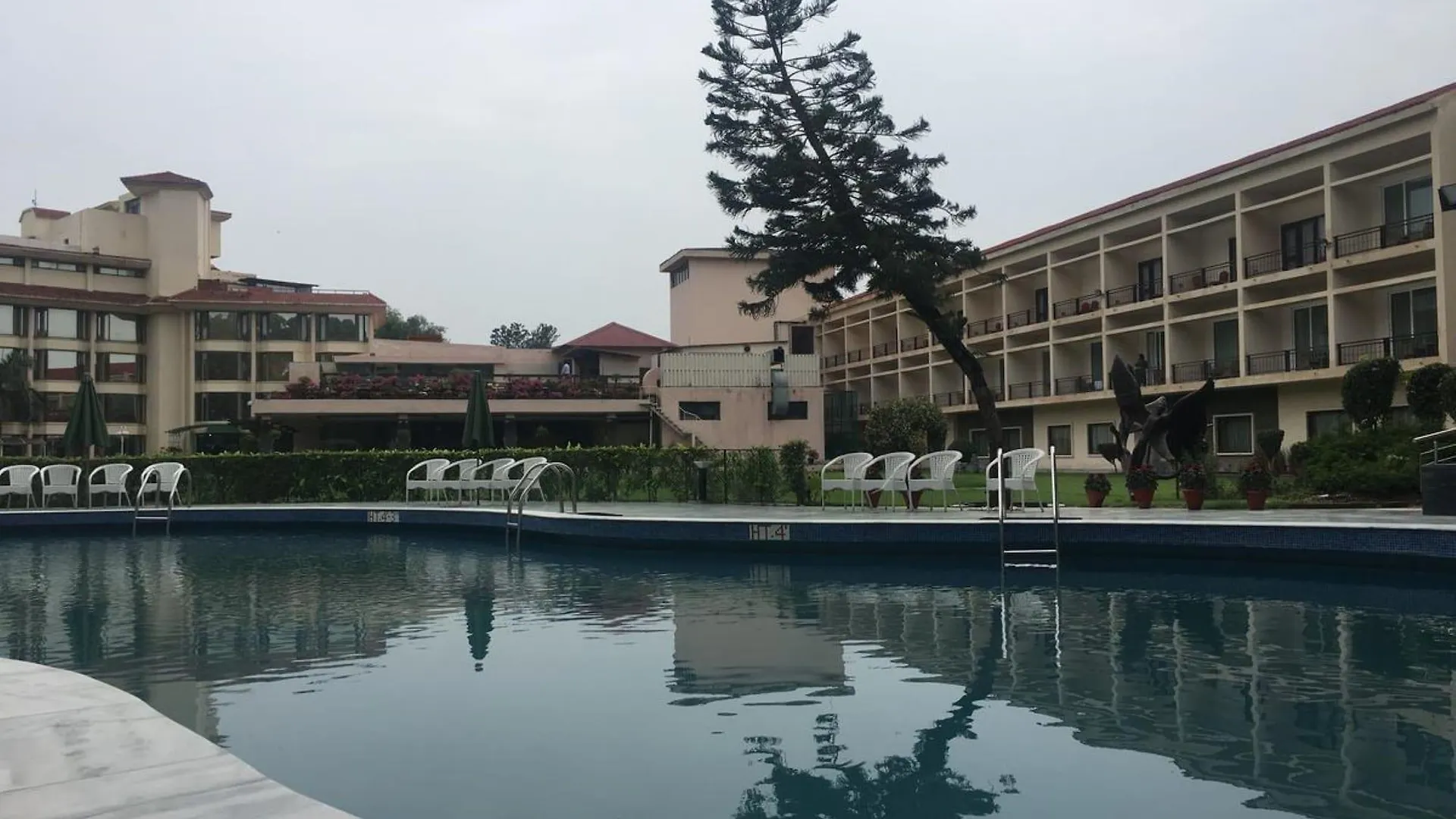 Hotel Mountview Chandigarh